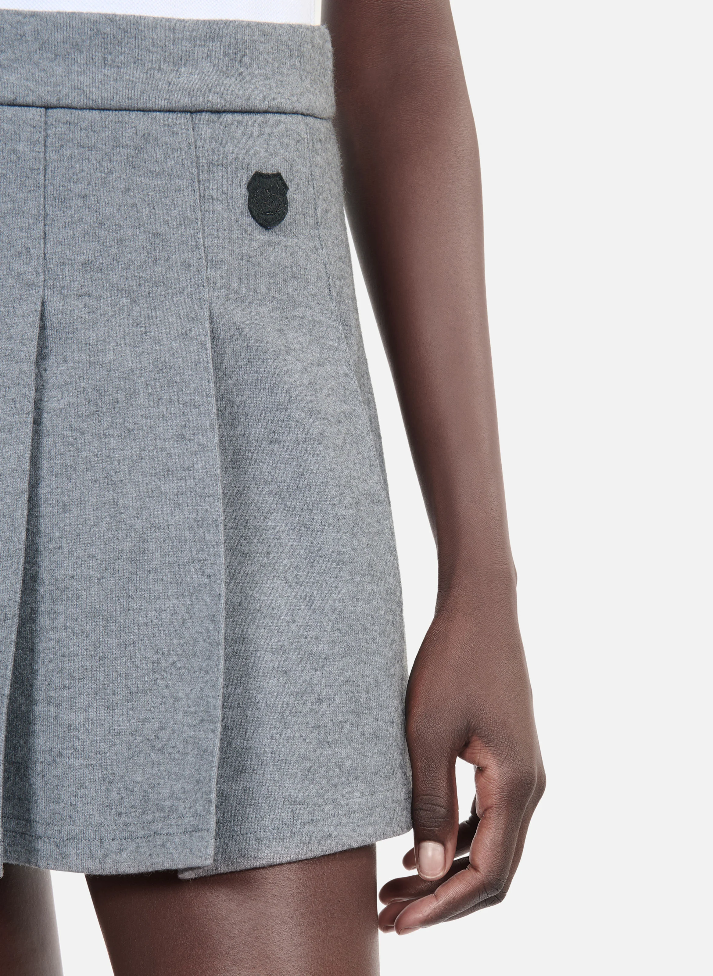 Jupe courte plissée en coton et en laine mélangés | Gris
