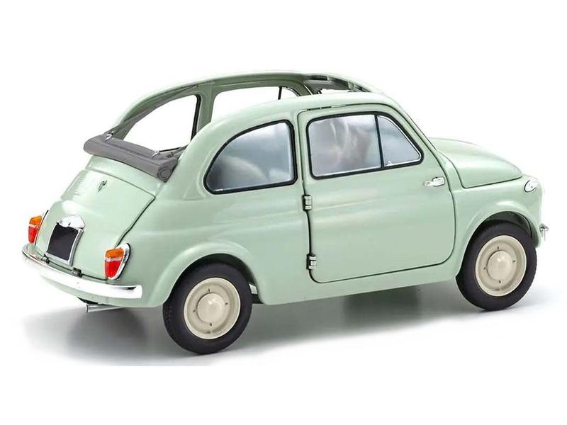 Kyosho Fiat Nuova 500 Grün Clear, 1:18 Detailgetreues Modellauto für Sammler im Massstab 1:18