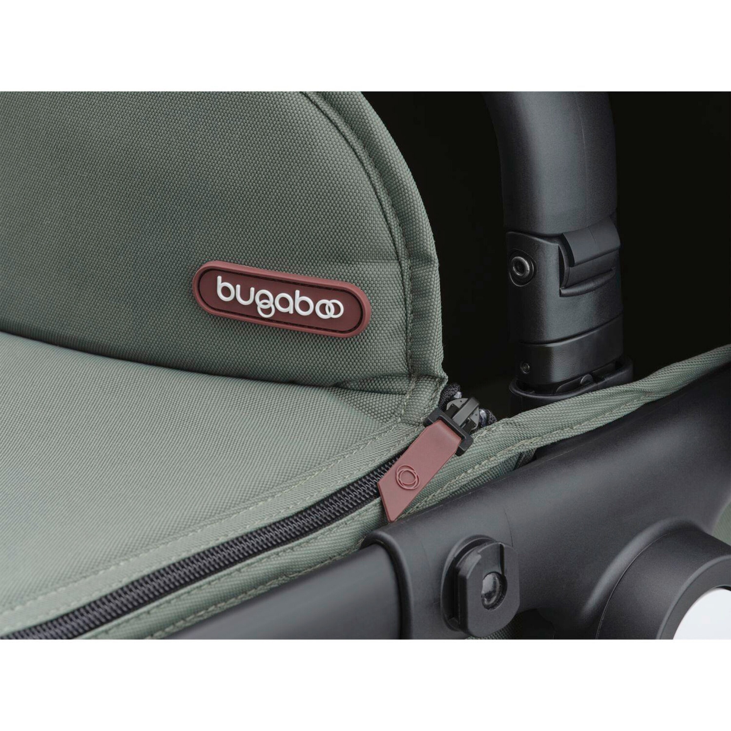 Bugaboo - Fox Cub Kombikinderwagen Trio-Set inkl. Fußsack und Getränkehalter black / forest green