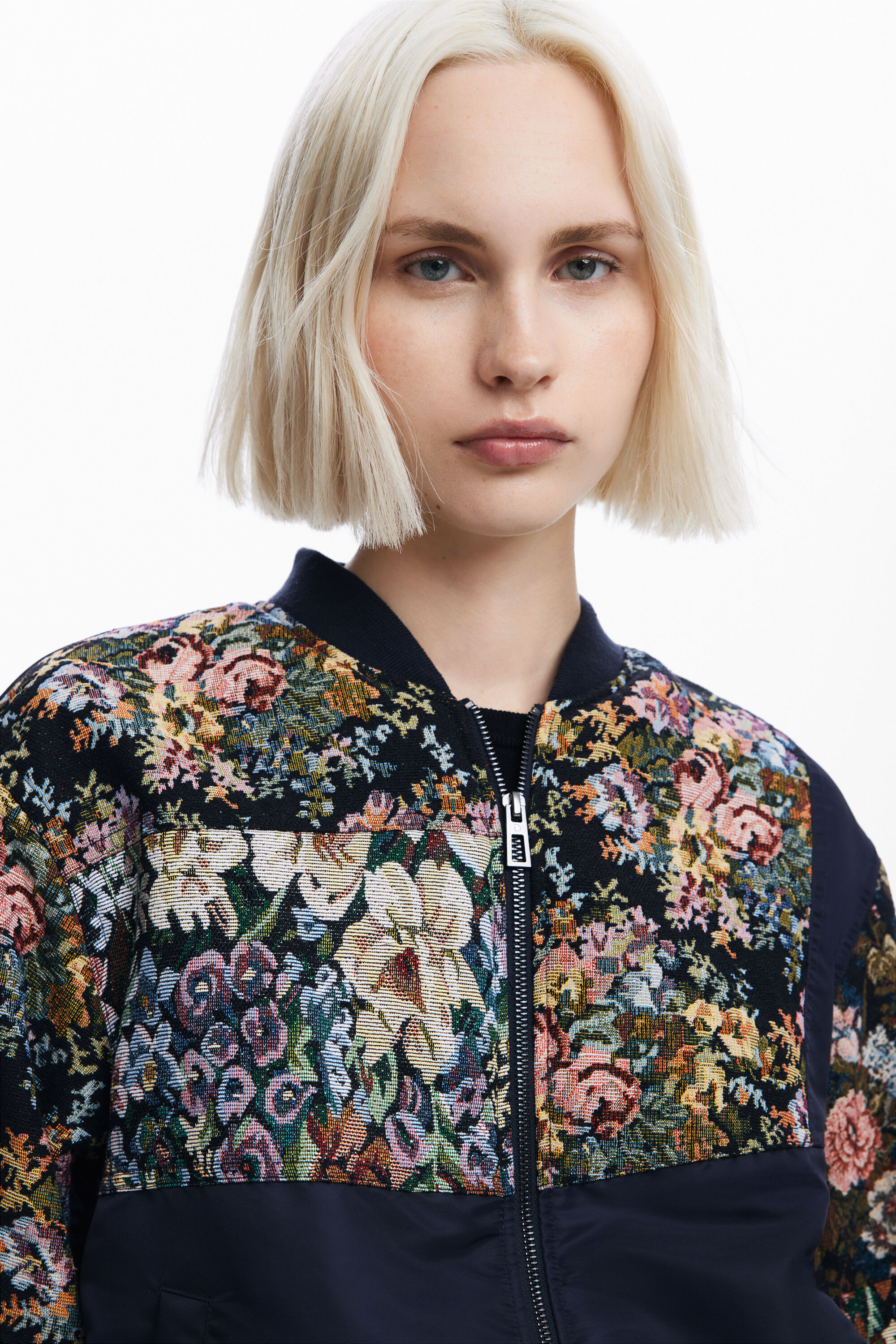 Jaqueta bomber estampada