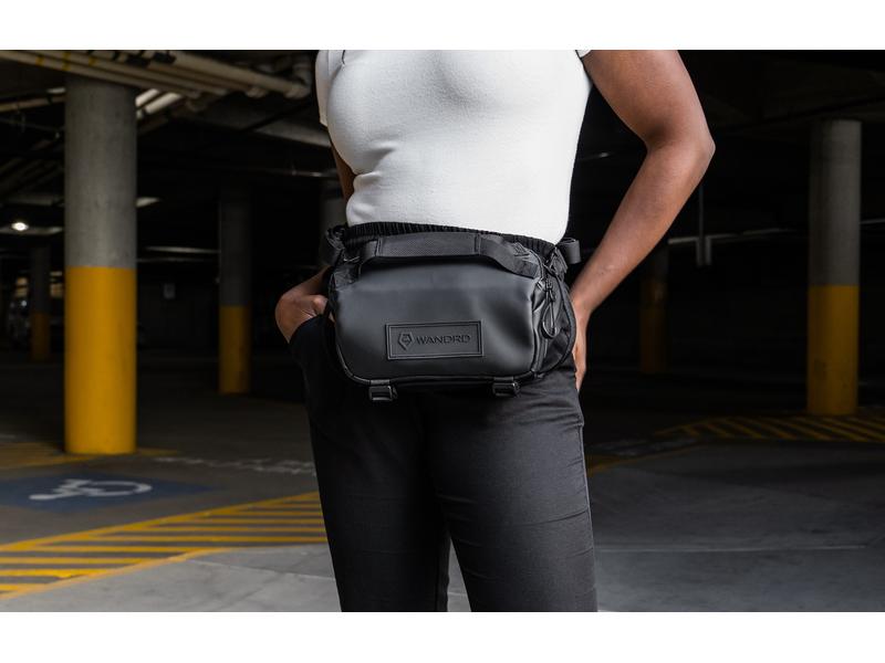 Wandrd Kameratasche ROAM Sling, 3 Liter Schwarz Kleine und innovative Kamera/Alltagstasche