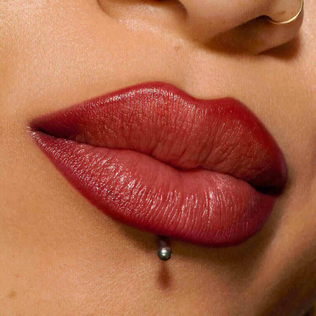 MAC LIPGLAZER Glossy Liner