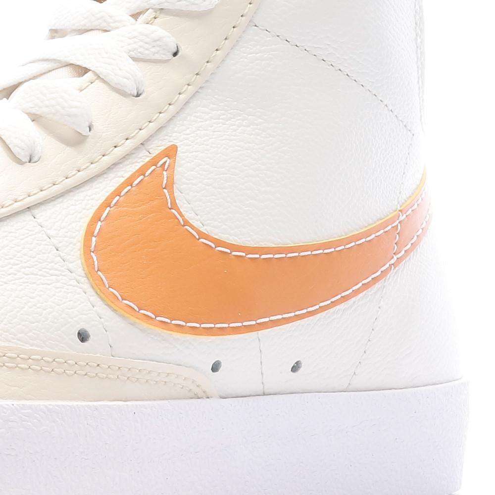 Nike Baskets Beige Homme Nike Mid 77 Emb