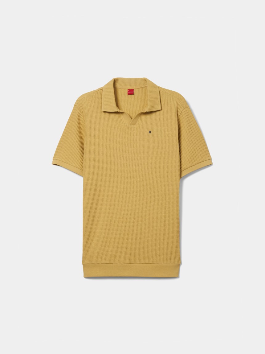 Polo de malha em algodão com textura waffle