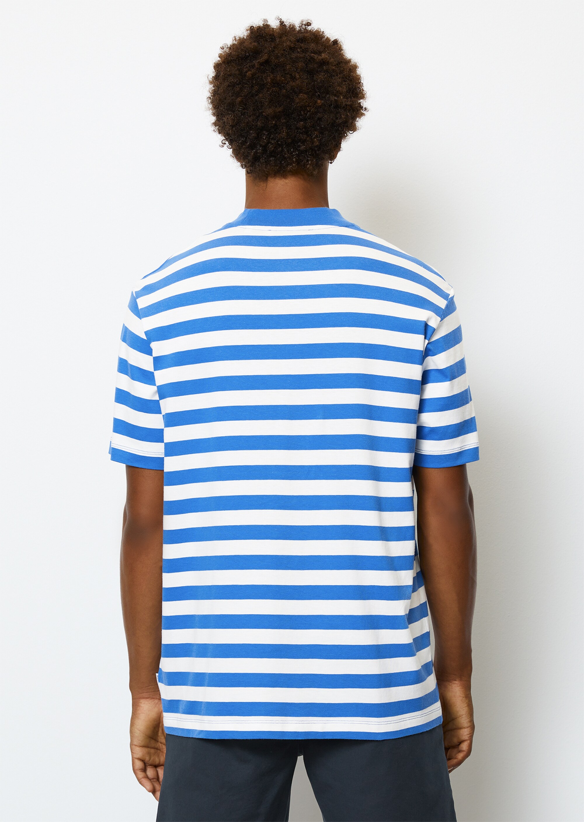 T-Shirt relaxed mit garngefärbtem Streifen-Muster