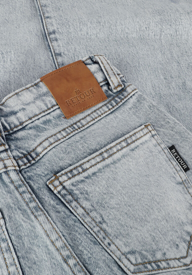 RETOUR lichtblauwe retour flared jeans gigi