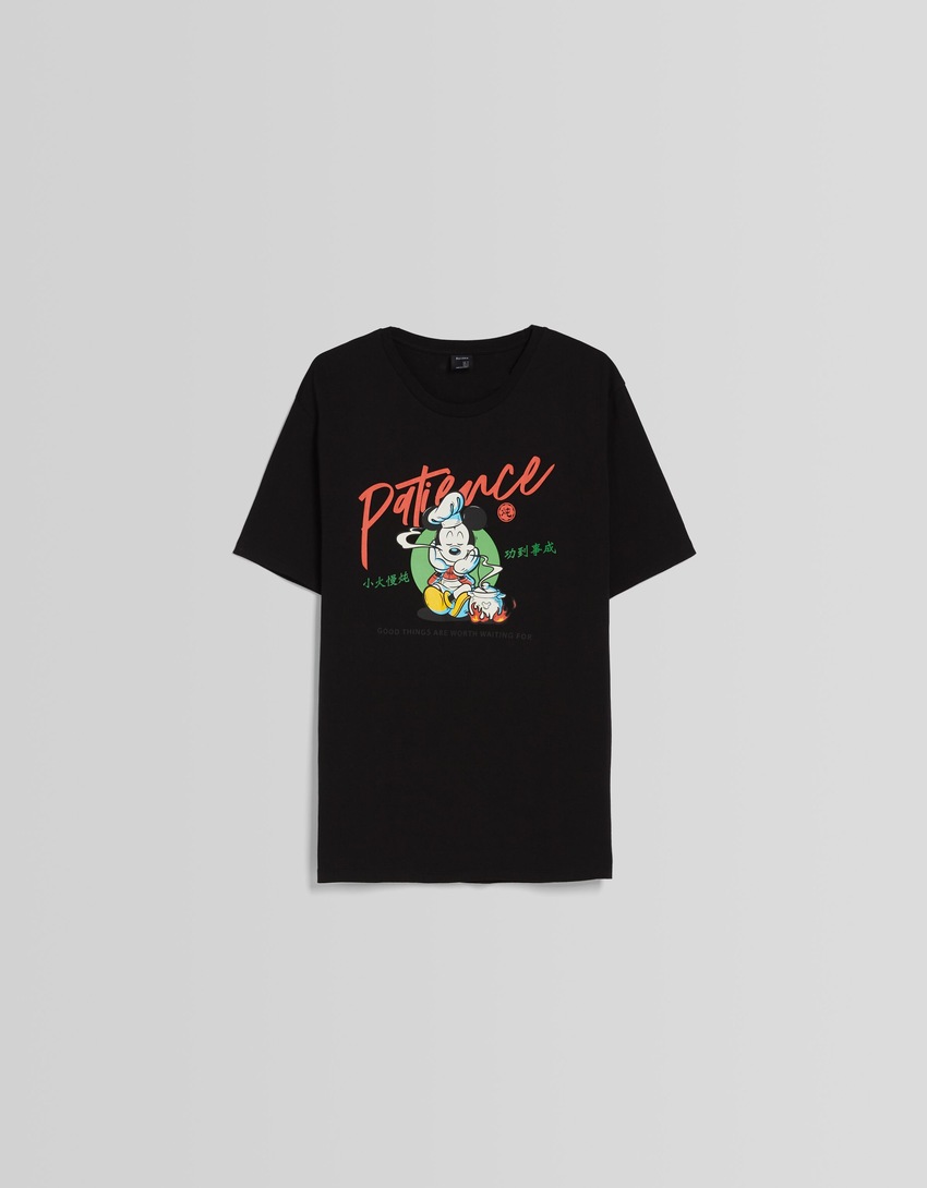 Camiseta de manga curta com estampa do Mickey e modelagem regular