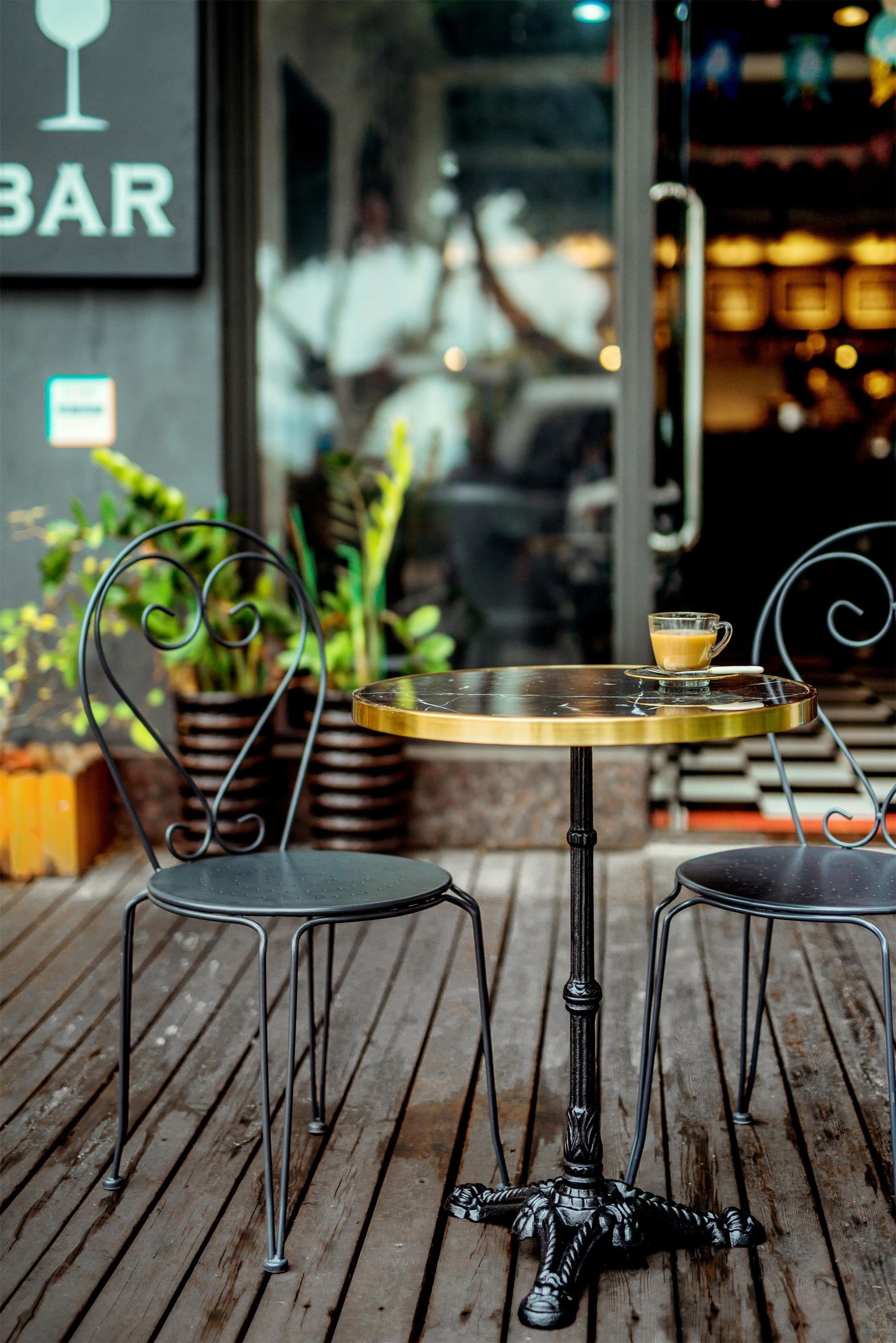 Beistelltisch Marmor Platte Gußeisen Couchtisch Sofatisch Wohnzimmer Tisch