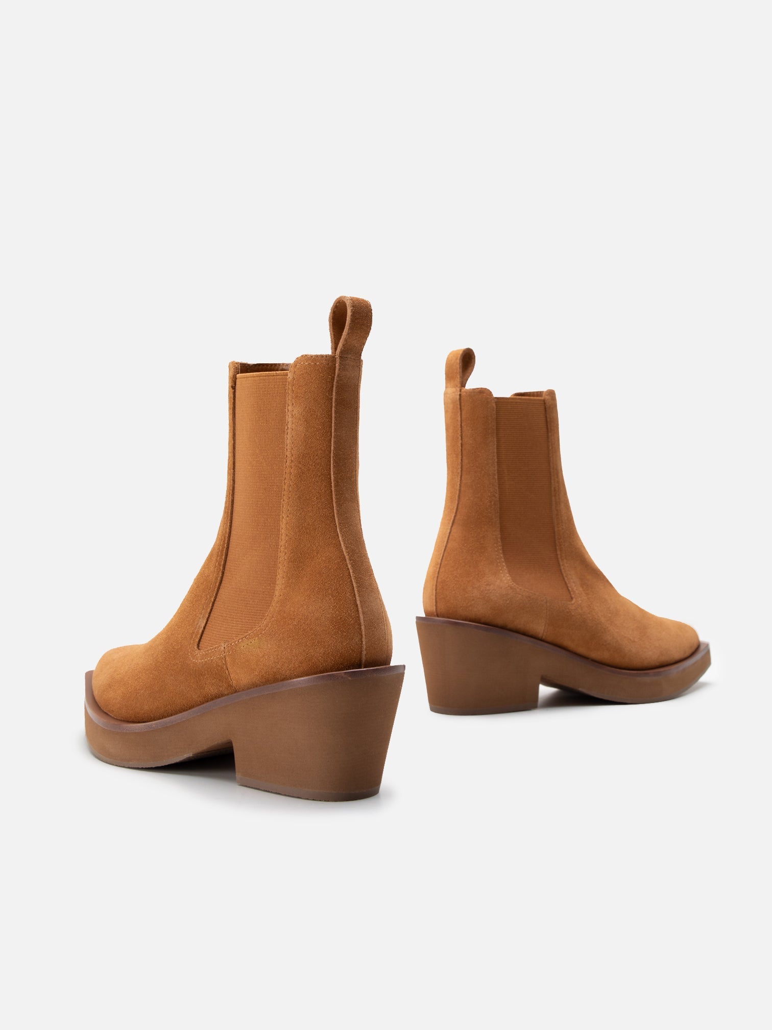 TEGAN, suede bush