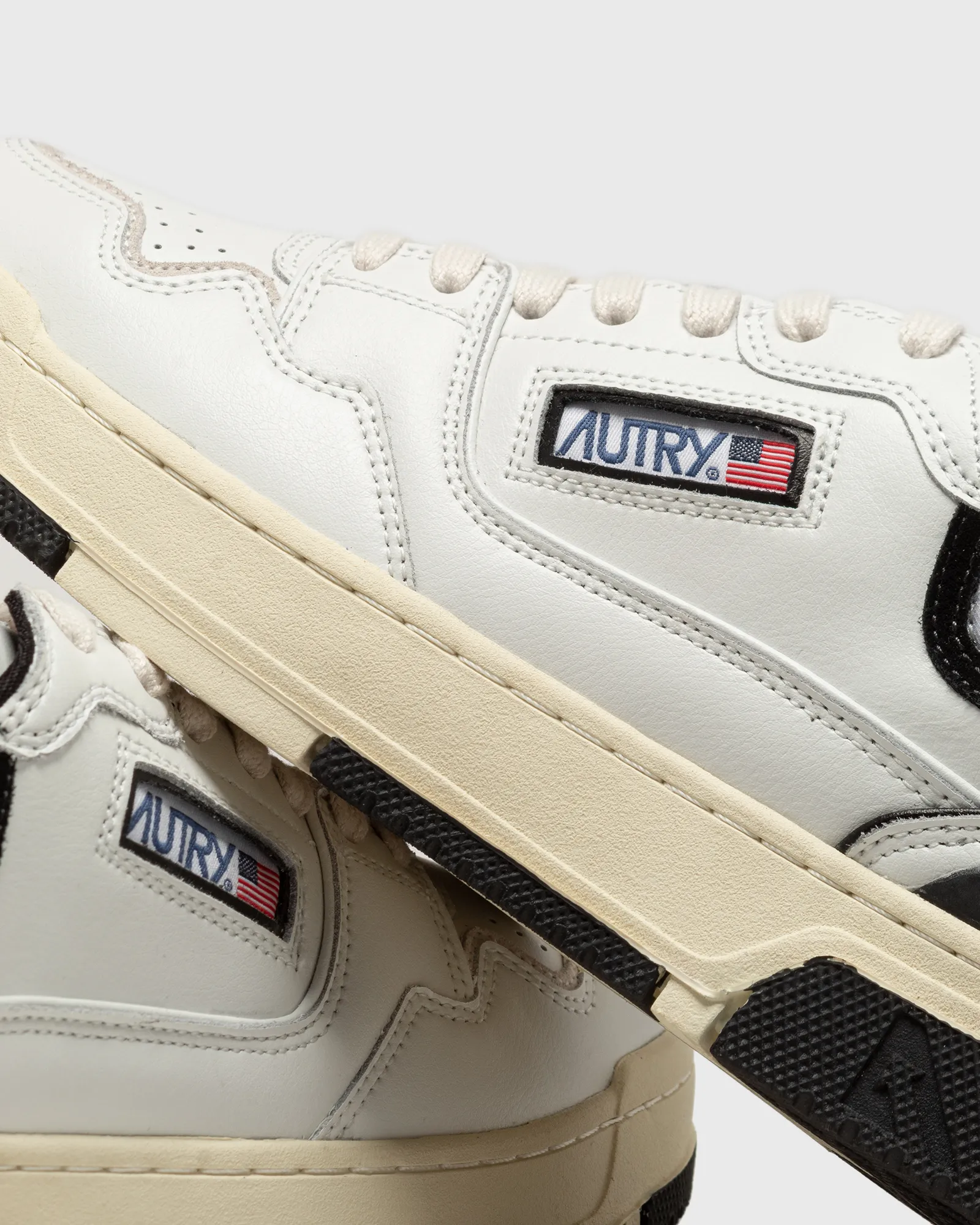 Autry Action Shoes CLC LOW