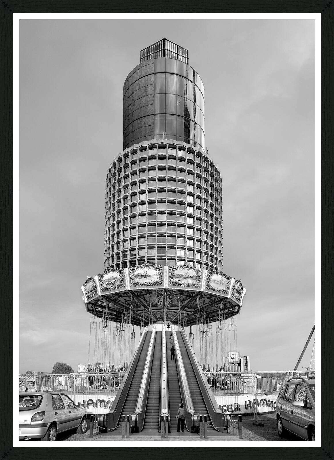 Archisculpture 28 by Beomsik Won - Limited Edition. Edition of: 150. Signed.