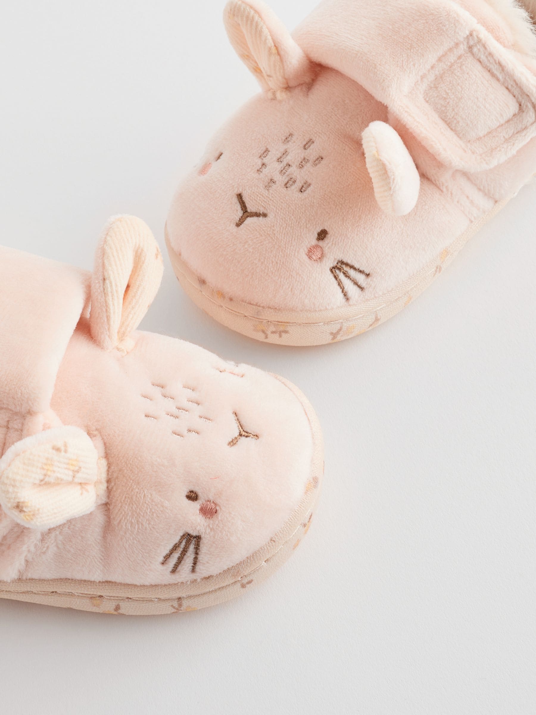 Naturel/crèmekleurig konijn - Pantoffels met antislip-zool