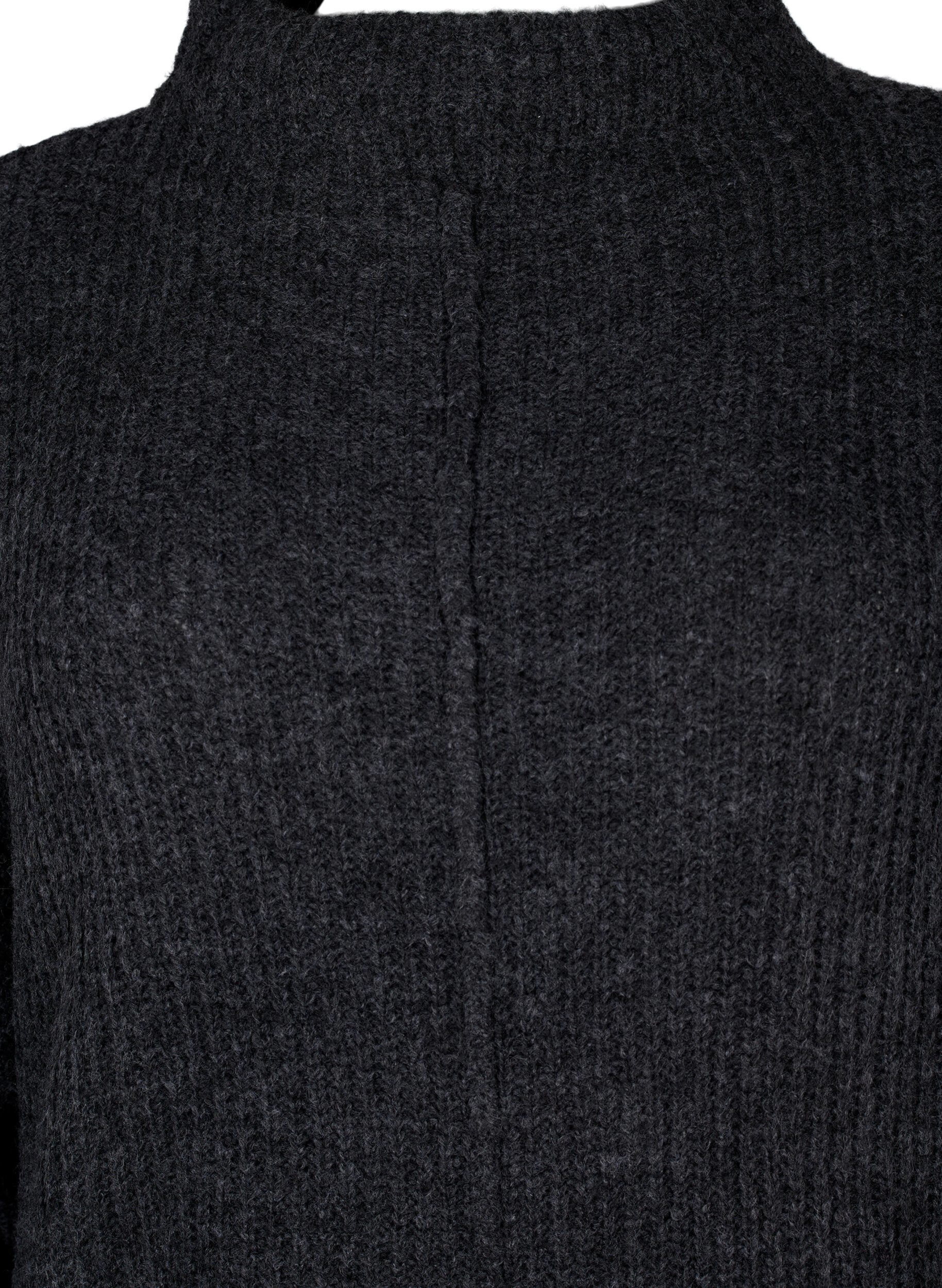 Lang oversize strikkjole med slids