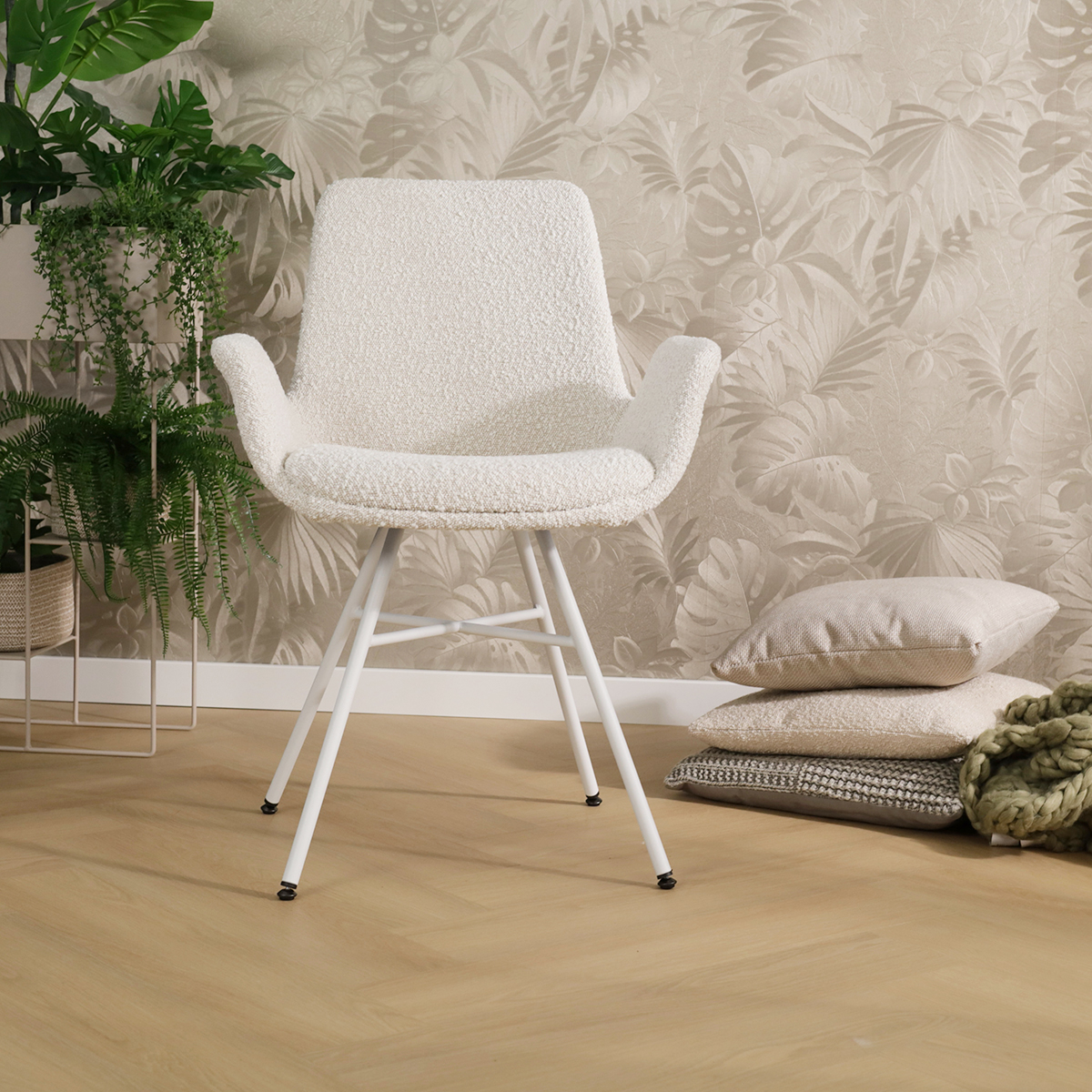 Eetkamerstoel Noa-Eef bouclé beige - wit onderstel