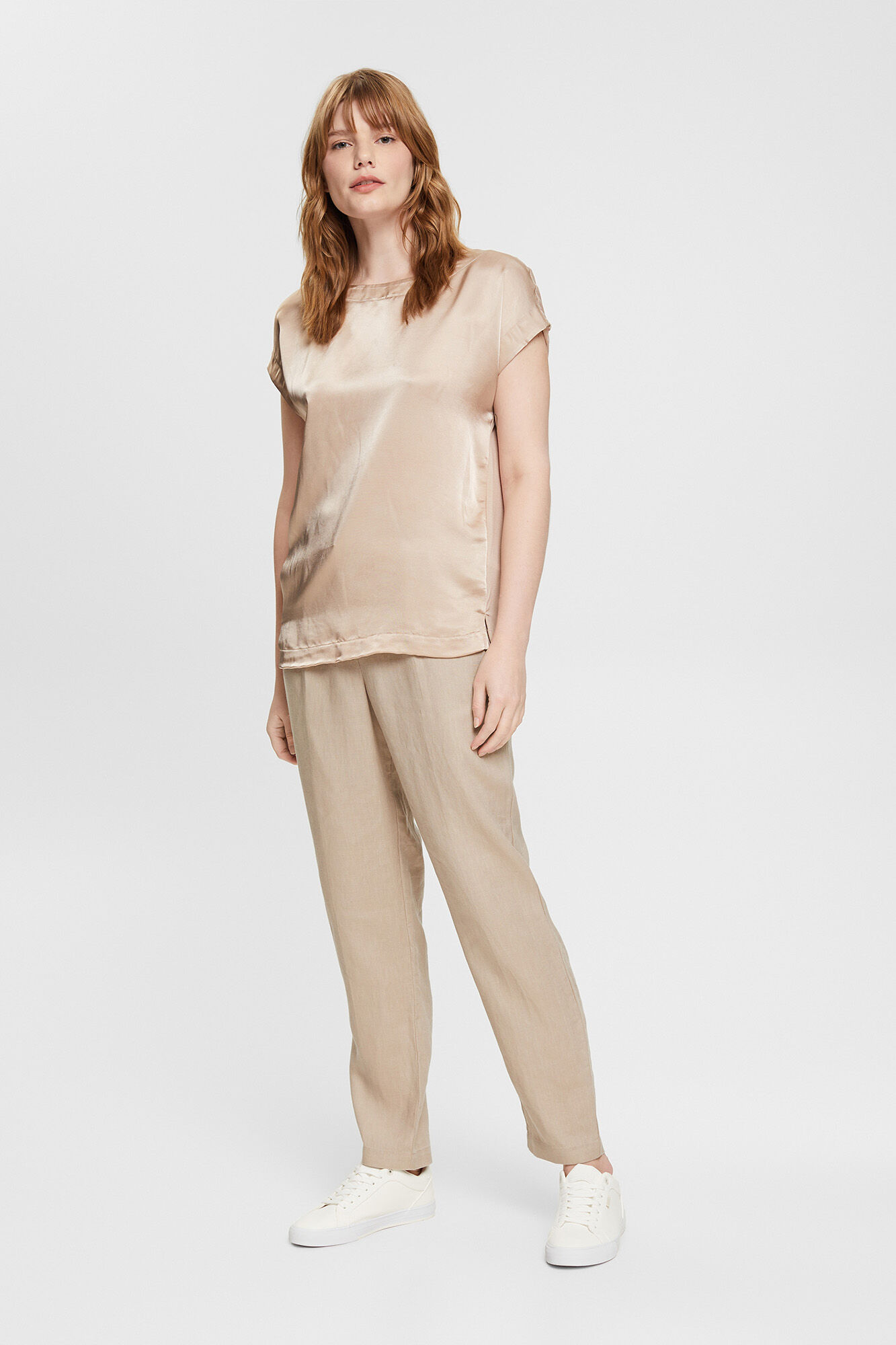 Blusa lisa de cetim viscose - Areia