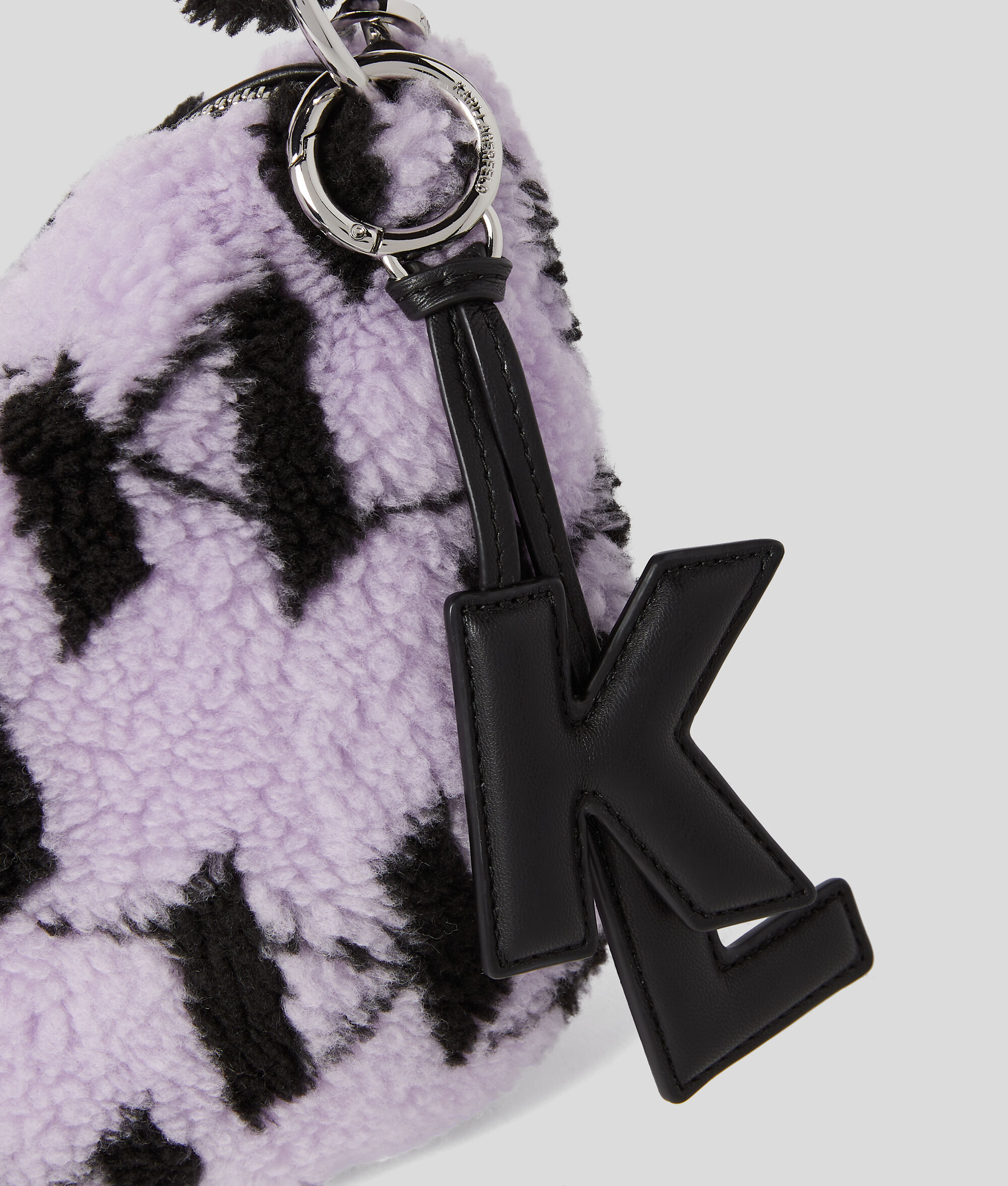 SAC PORTÉ ÉPAULE K/KNOTTED MONOGRAM EN FAUX SHEARLING