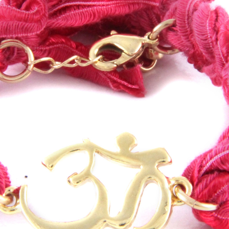 Ettika - Bracelet Om en Or Jaune et Coton Rubans Tressés Roses
