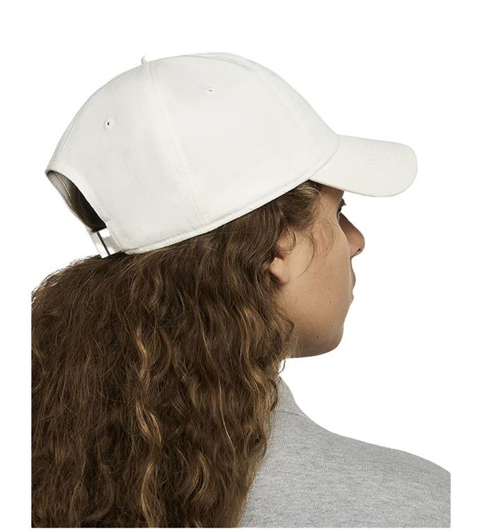 Nike Club Futura Wash Pet