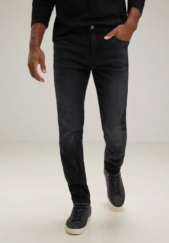 Regular Fit Jeans - basic black wash
