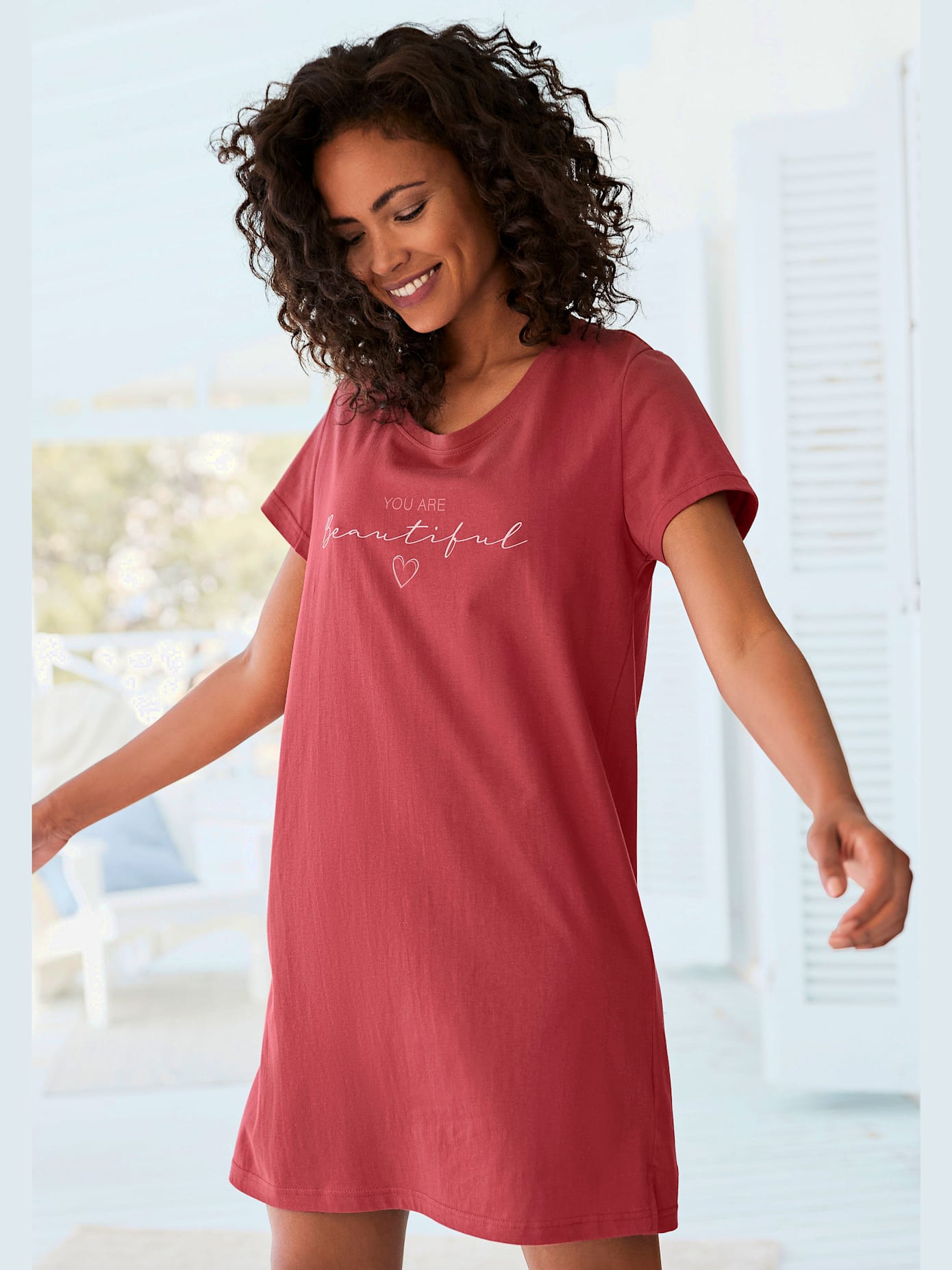 T-shirt de nuit court avec imprimé devant
