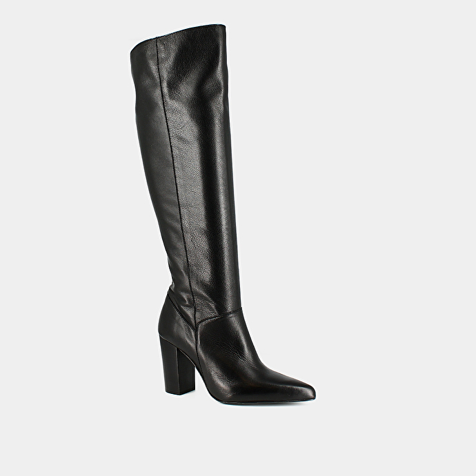 Bottes hautes à talons et bouts pointus  en cuir noir