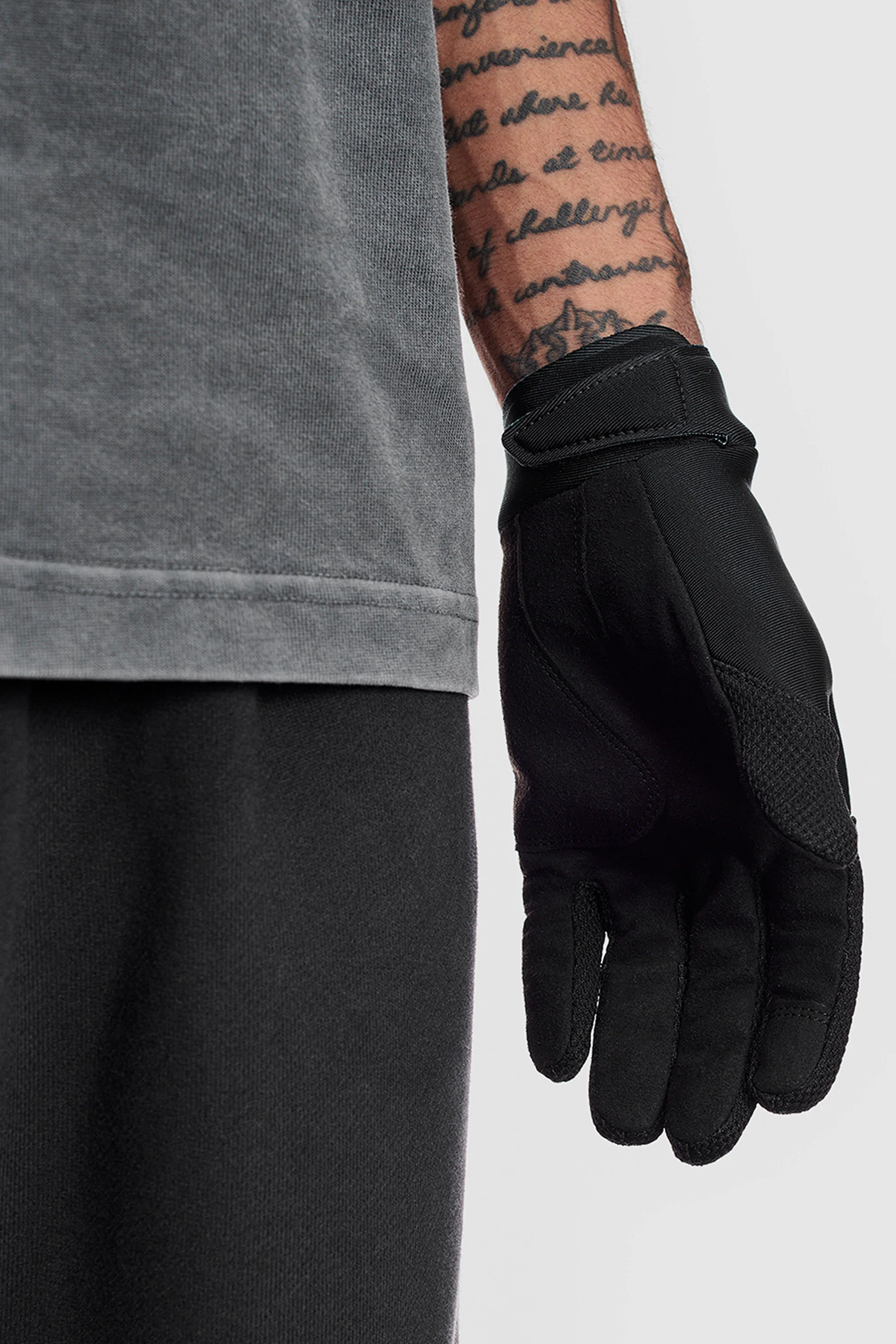 Tornado Gloves