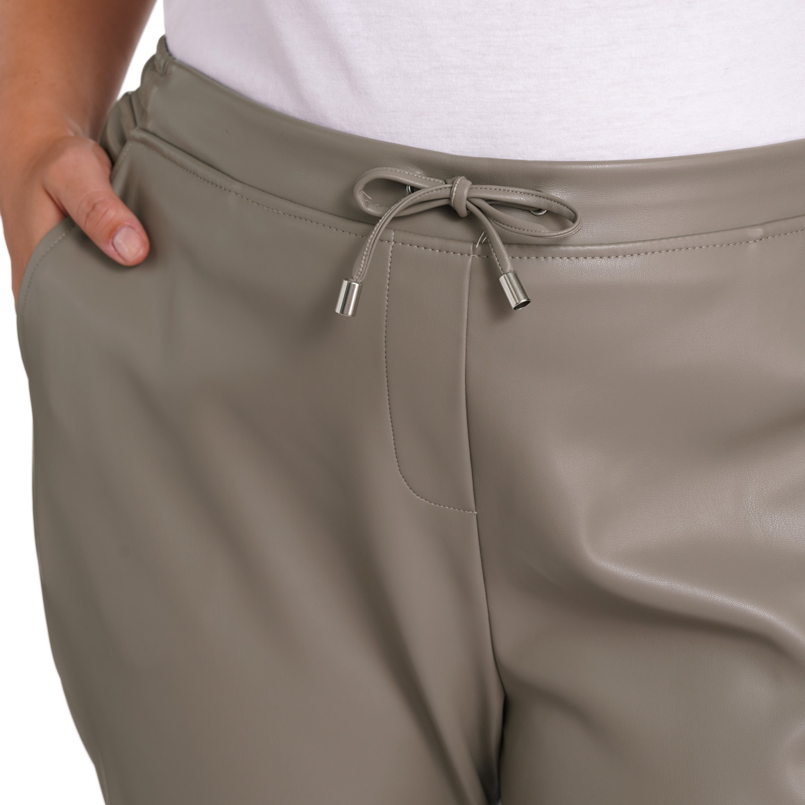 Damen Jogpants aus Lederimitat hellbraun