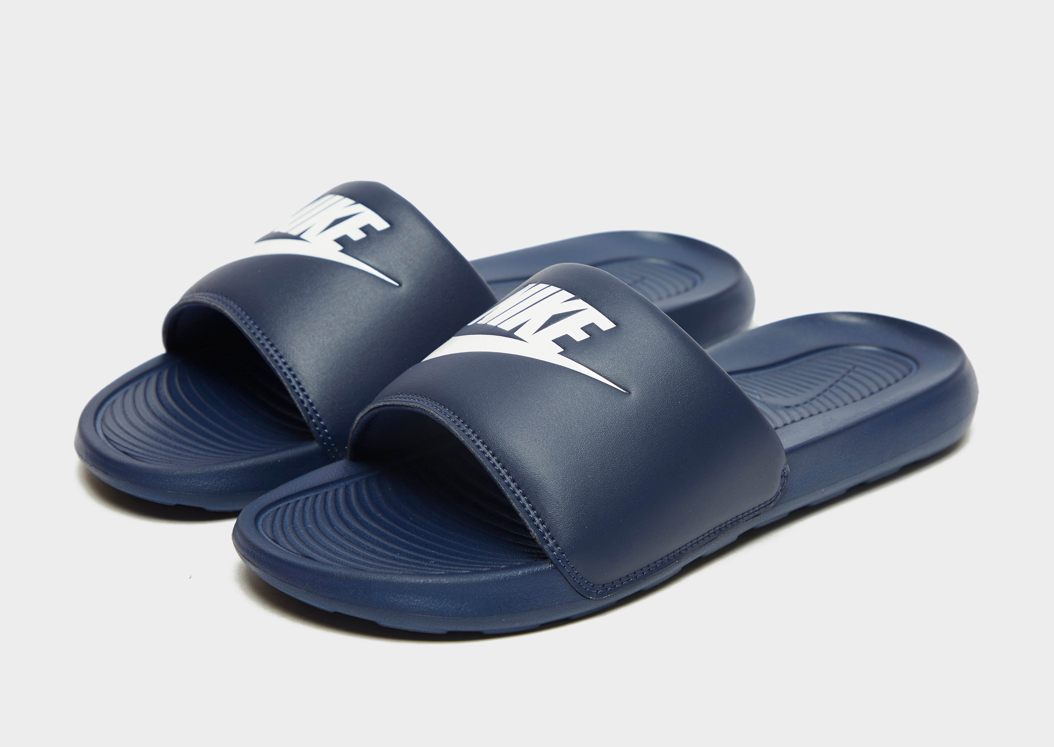 Nike Claquette Victori One
