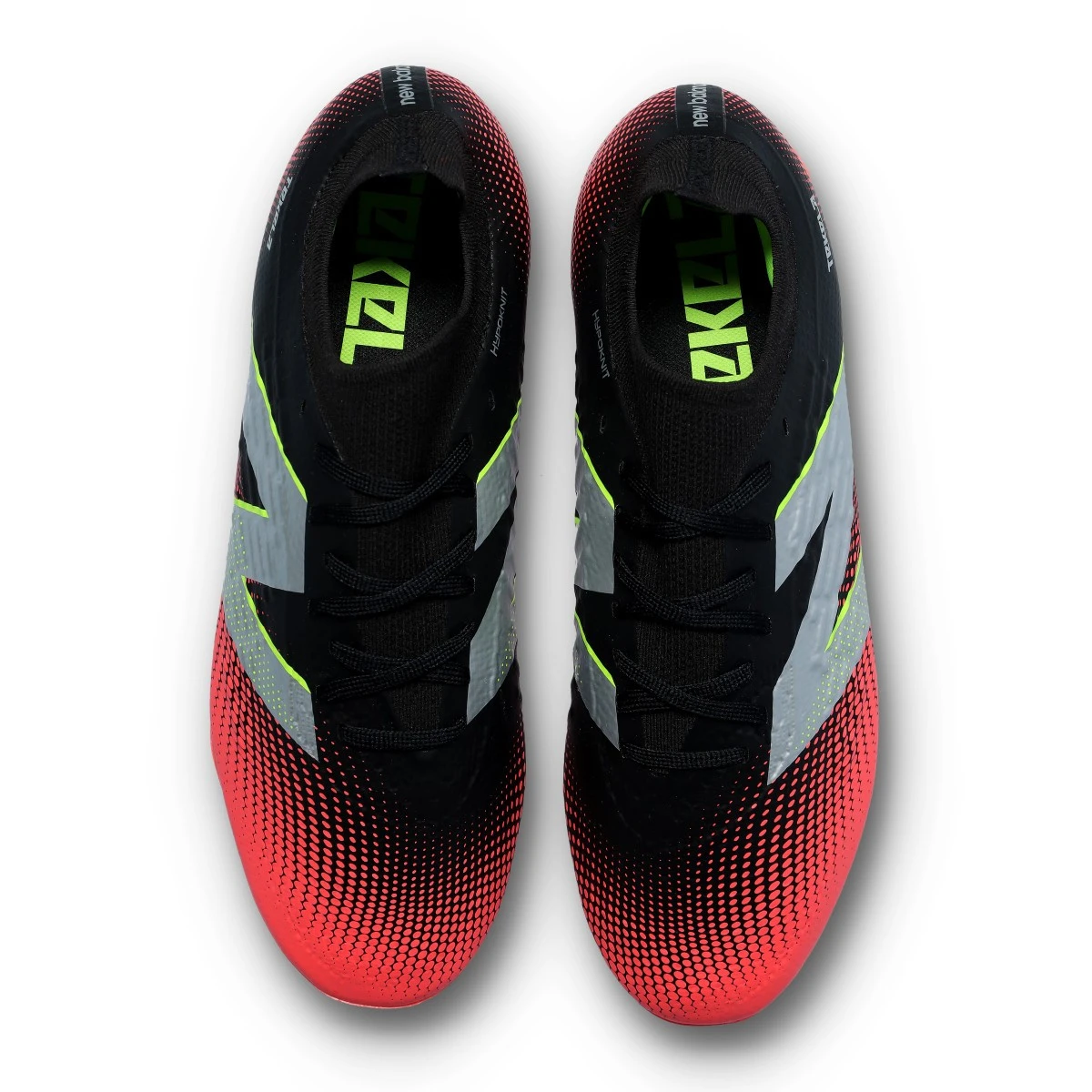 Chuteira New Balance Tekela Magia Low Laced FG V4+