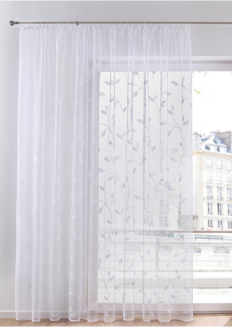 Voilage jacquard avec feuilles