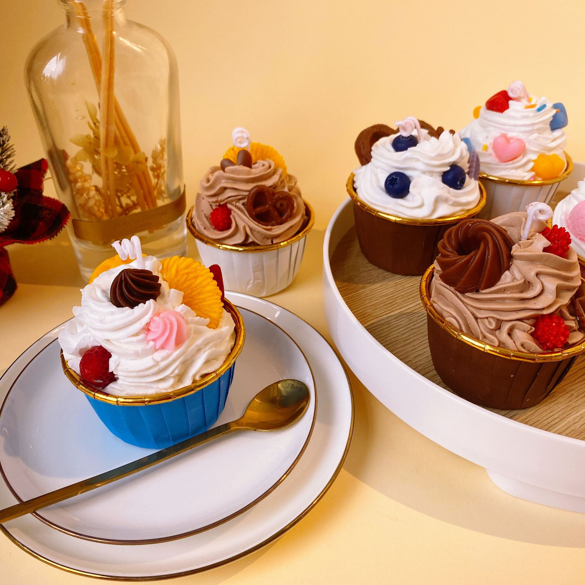 (8x7cm) Handmade Duft Kerze Aromatherapie Home Deko Cupcake Sojawachs Kerze - Braun