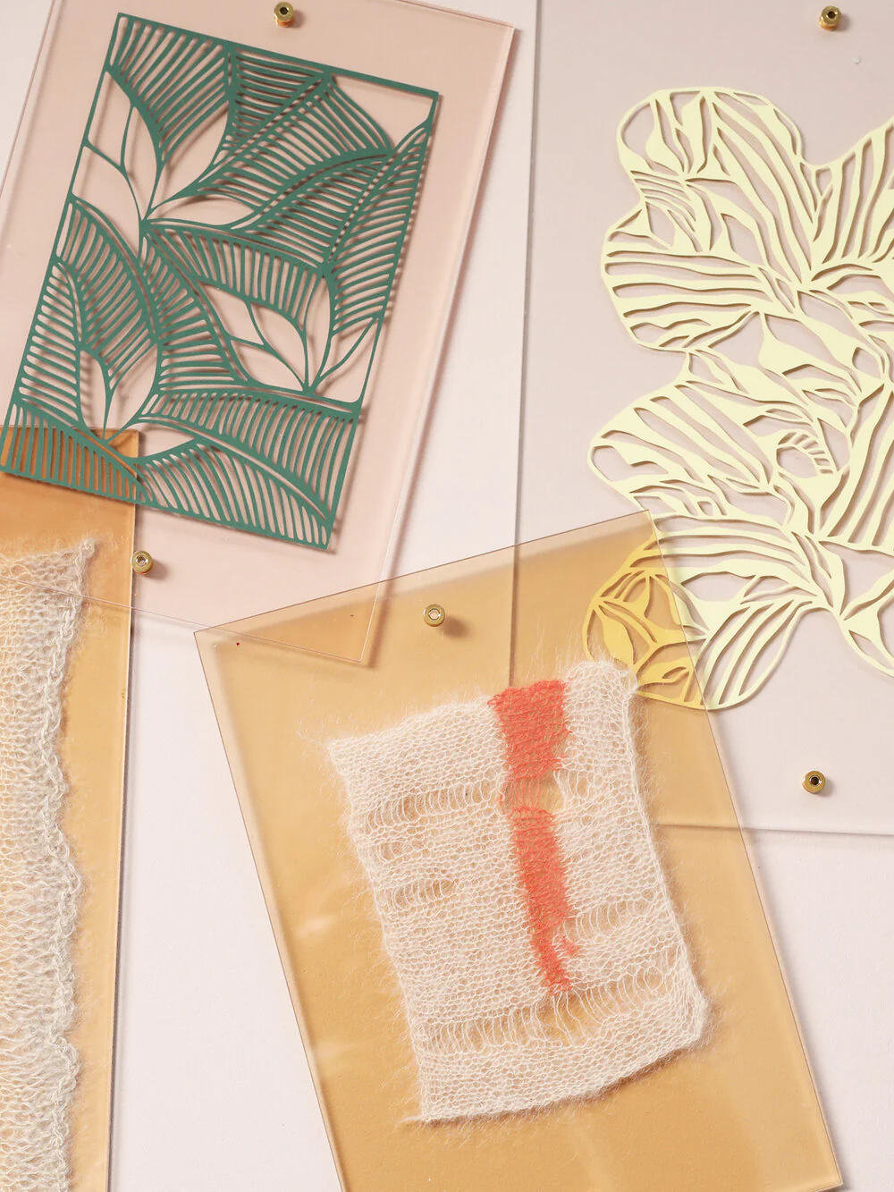 Studio About  Papercut Organic Rectangle plakat, gul - A4