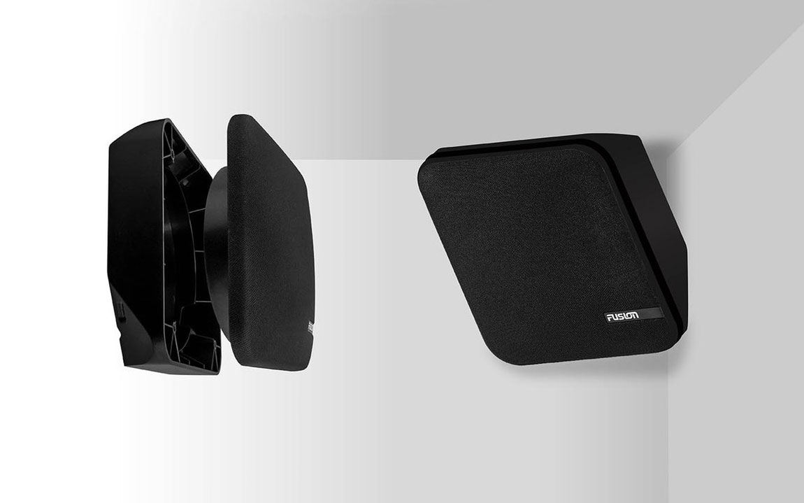 Fusion SM-Serie Abstandshalter für Dachecken Schwarz