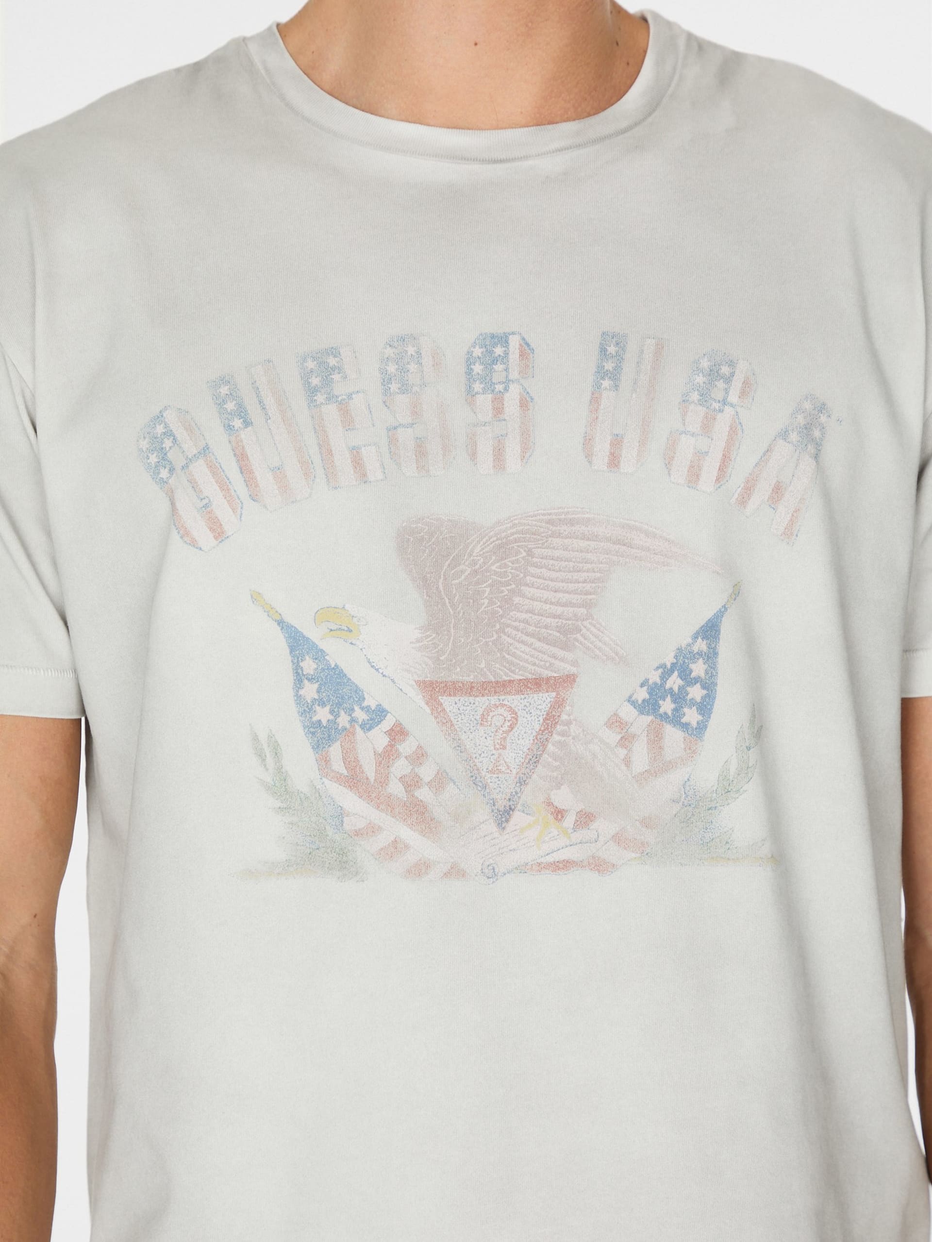 camiseta vintage com estampa