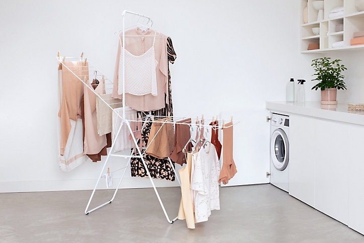 Séchoir à linge Hangon blanc 25 m + cintres Brabantia