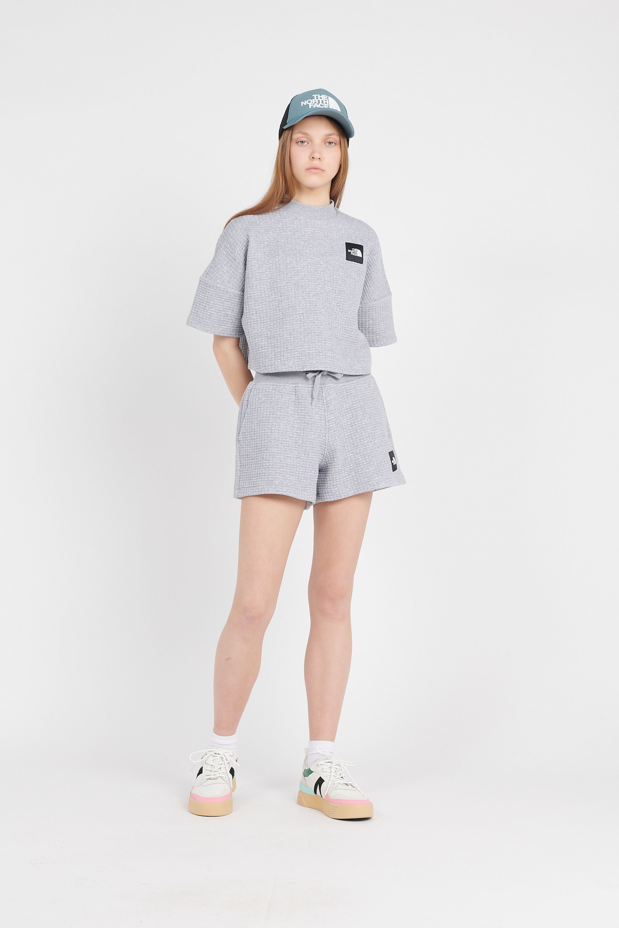 THE NORTH FACE Sweat  W MHYSA QUILTED  TOP Gris