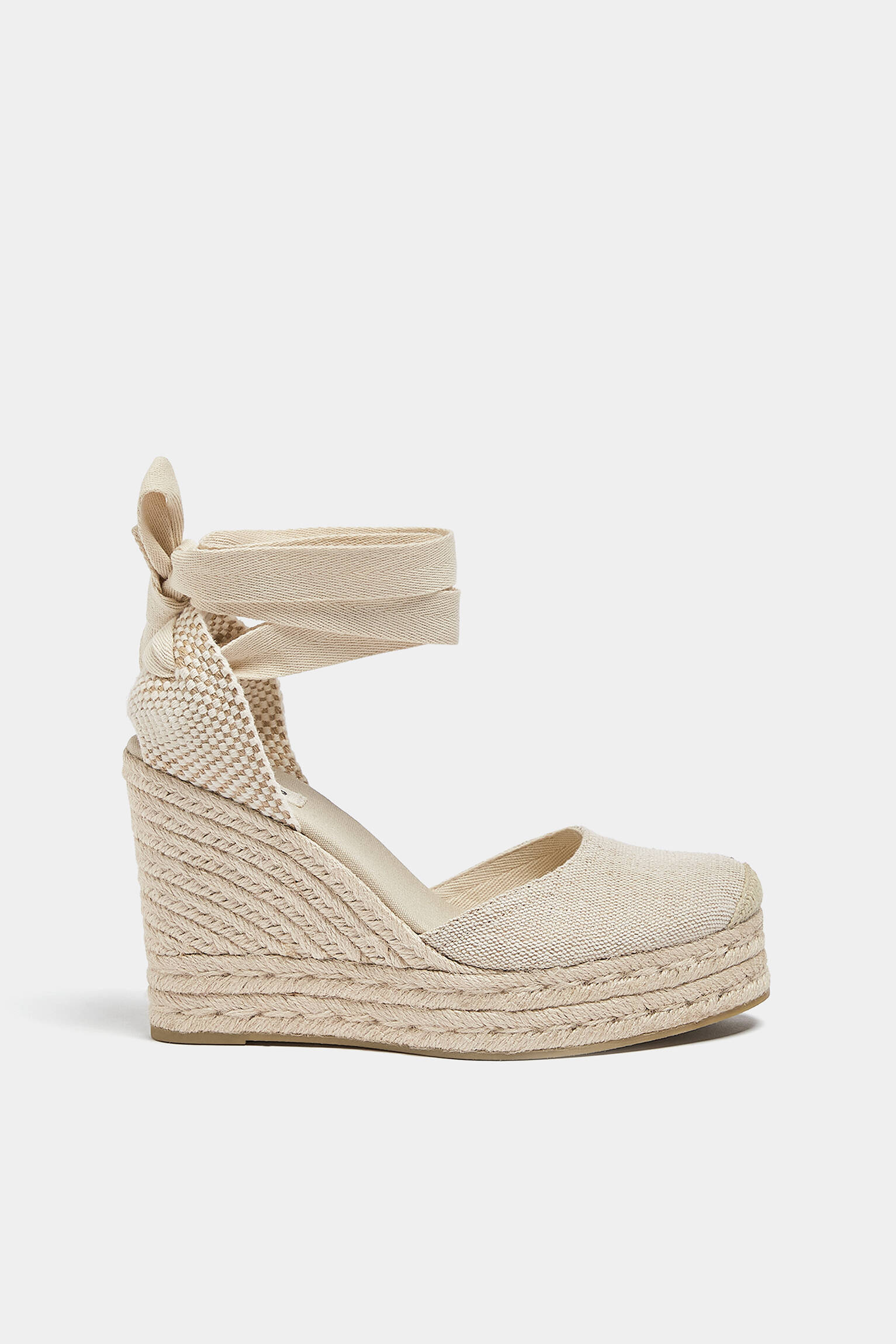 ESPADRILHELA COM PLATAFORMA E SALTO ANABELA - CRU
