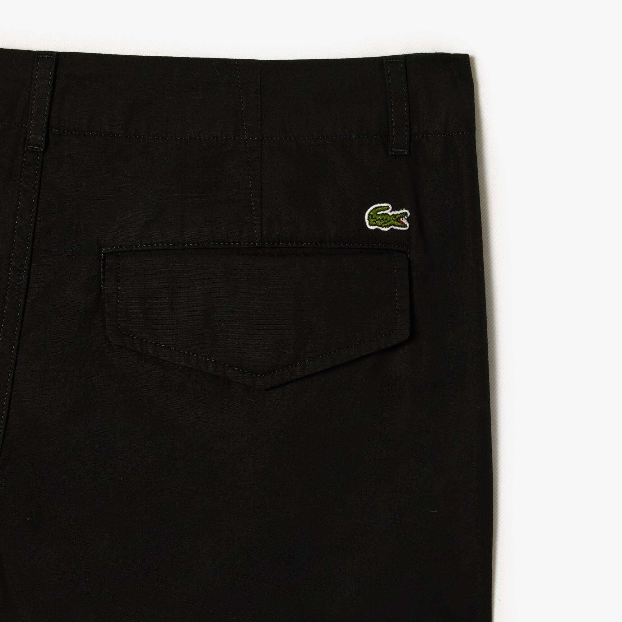 Leichte Cargohose aus Baumwolle mir verschiedenen Taschen Hosen & Shorts - Schwarz - Lacoste - Herren