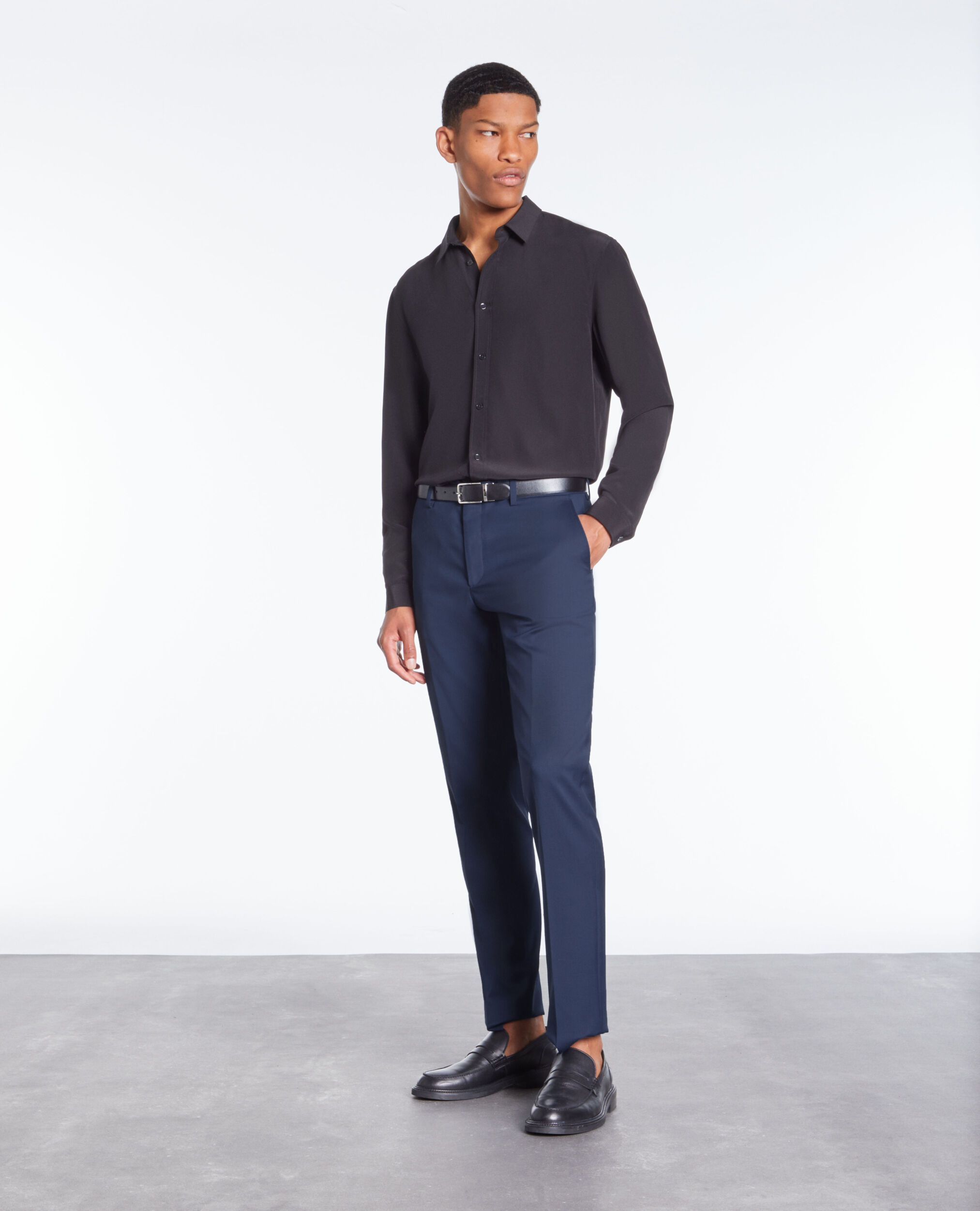 Chemise noire en soie