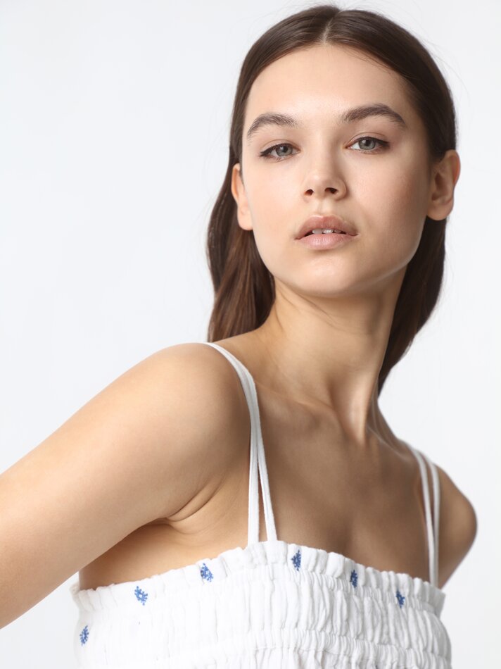 Vestido longo com bordado - Branco-creme