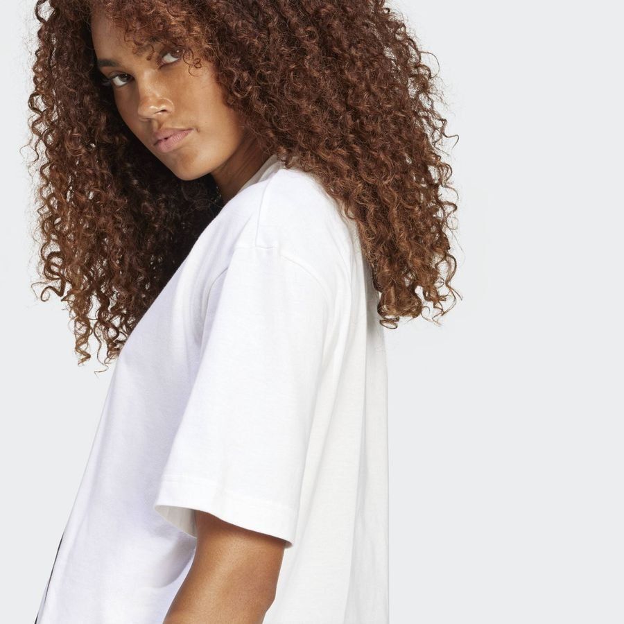 Adidas T-shirt boyfriend logo oversize Essentials