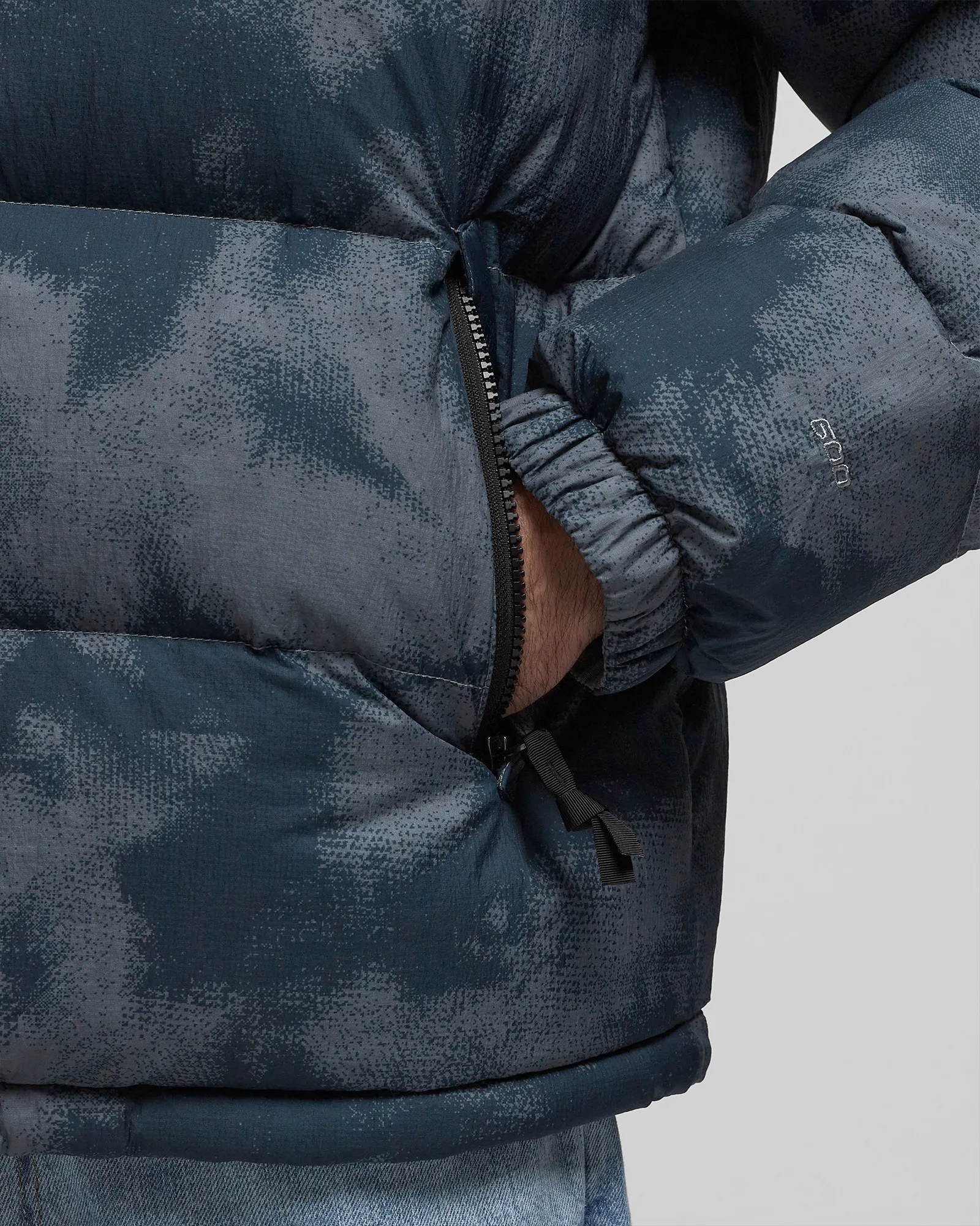 The North Face M 92 CRINKLE REV NUPTSE JACKET