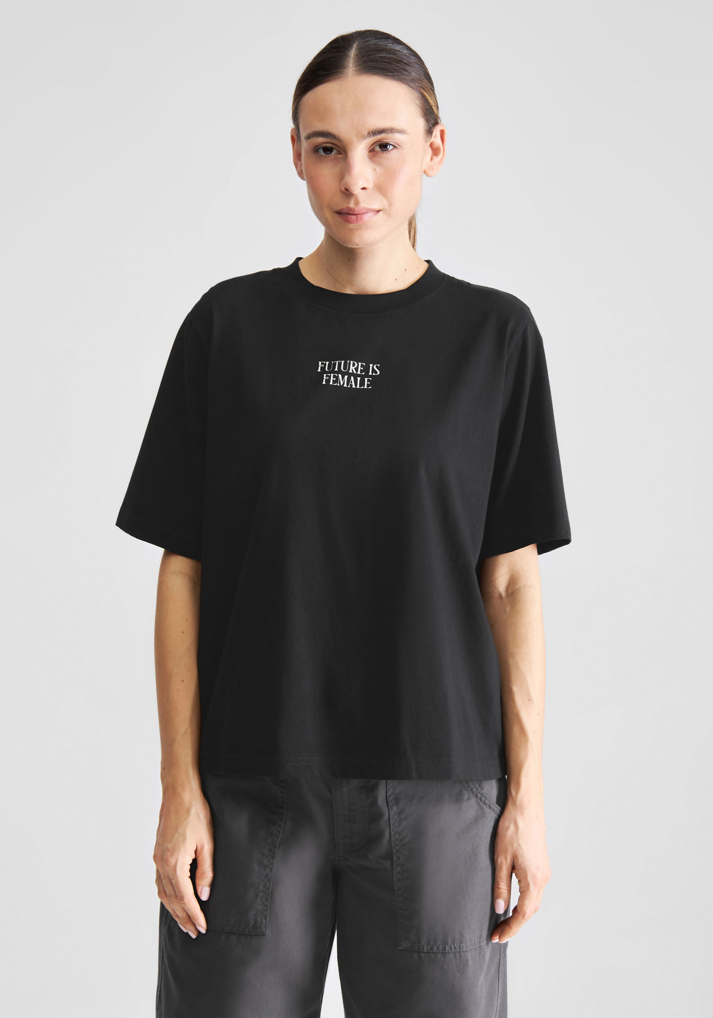 Dedicated T-Shirt Vadstena Future Is Female Black