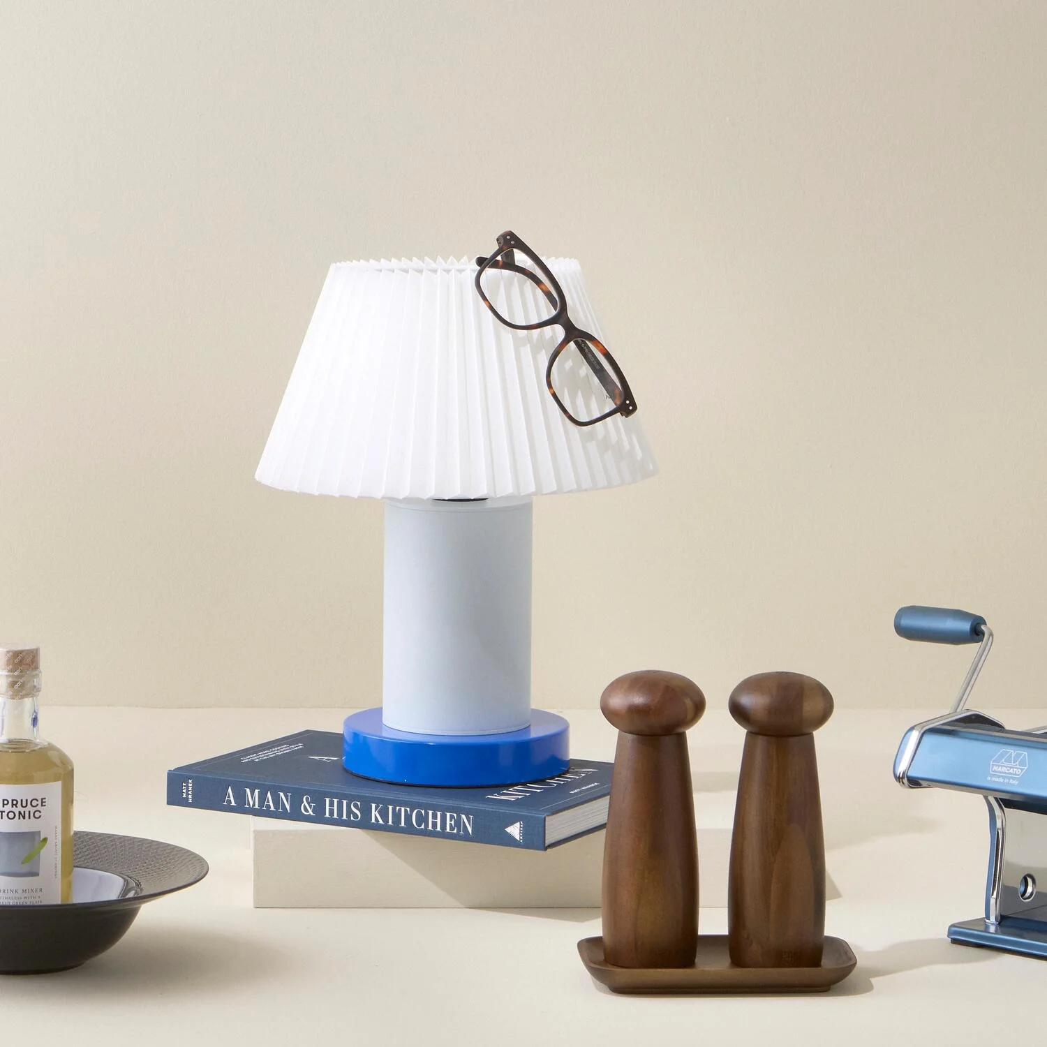 Normann Copenhagen  Cellu bordlampe - Light Blue