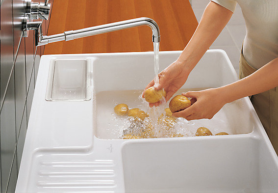 Évier timbre de cuisine à poser 2 bacs Tradition Villeroy & Boch céramique blanc brillant