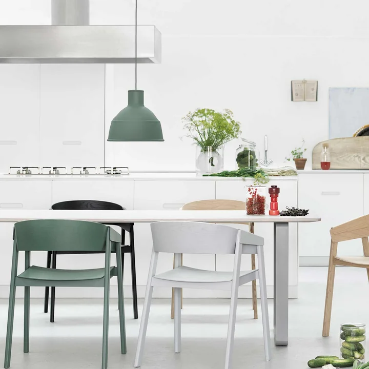 Muuto - Unfold Pendelleuchte, dunkelbraun