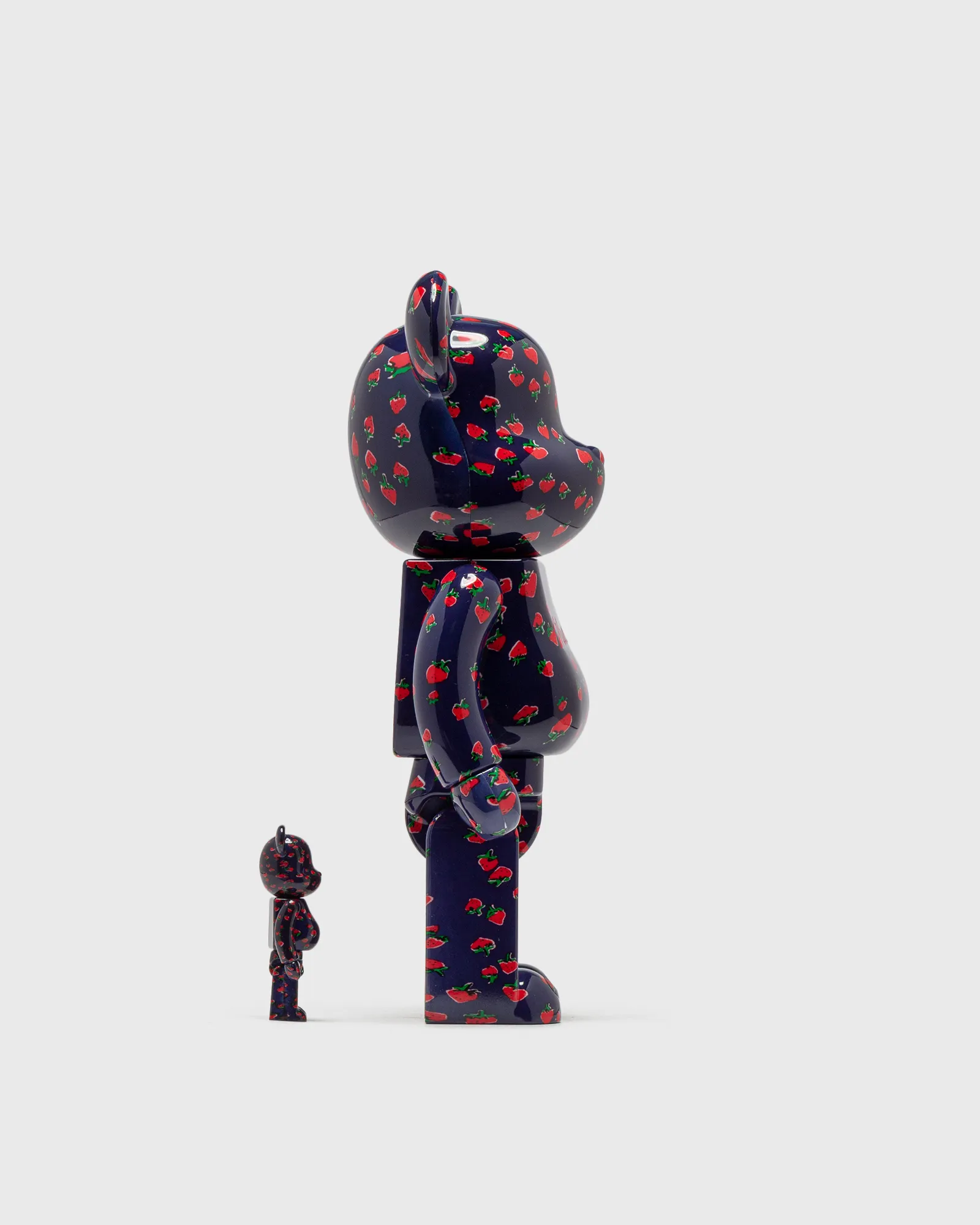 MEDICOM BEARBRICK 400% MUVEIL STRAWBERRY 2-PACK