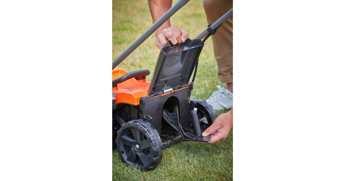 BLACK+DECKERBCMW3318L2-QW 2x 18V grasmaaier  (Oranje/zwart, 2x 18V 2.5Ah Accu en oplader inbegrepen)