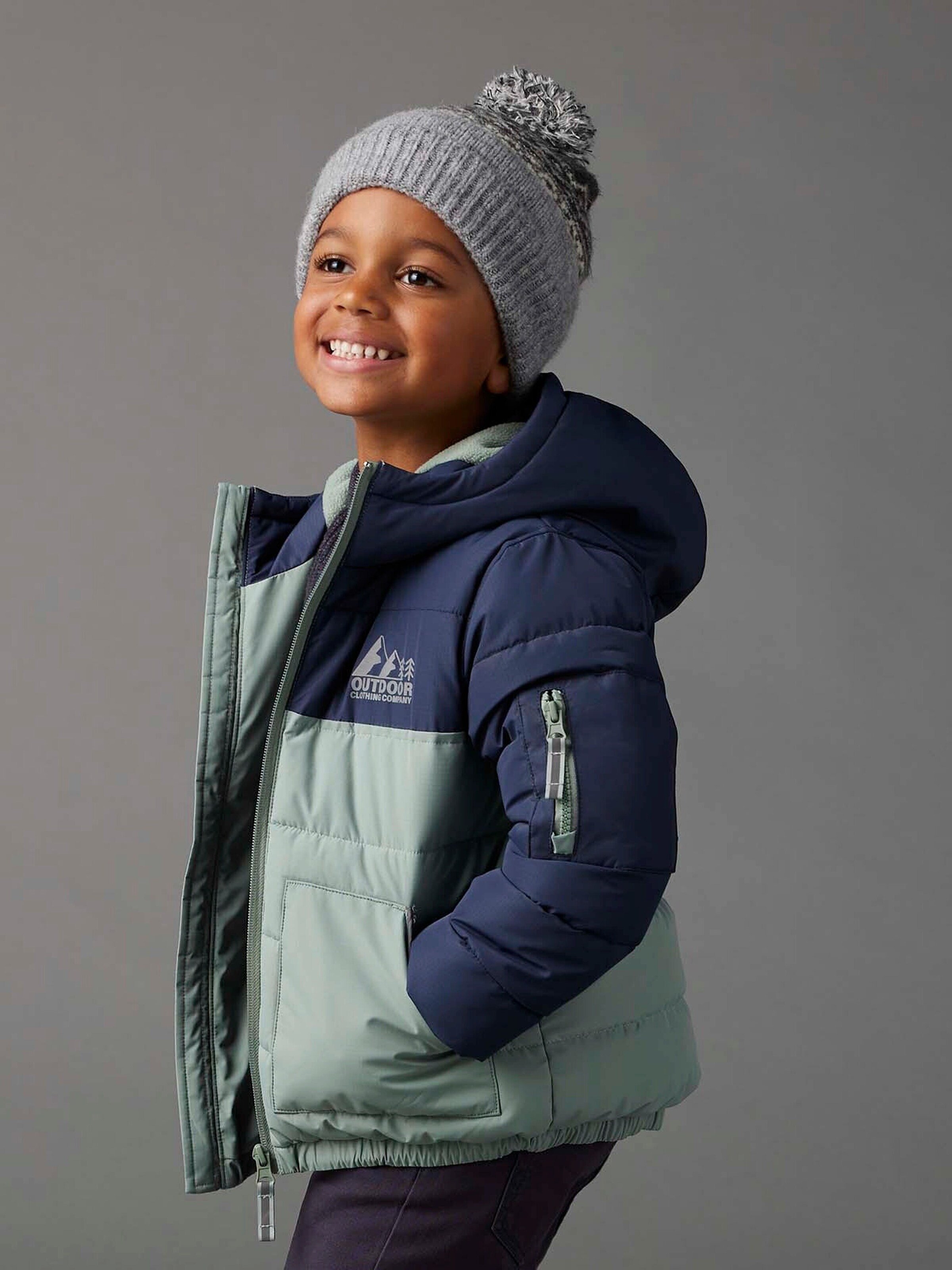Vertbaudet Jungen Steppjacke mit Kapuze, Recycling-Polyester salbeigrün
