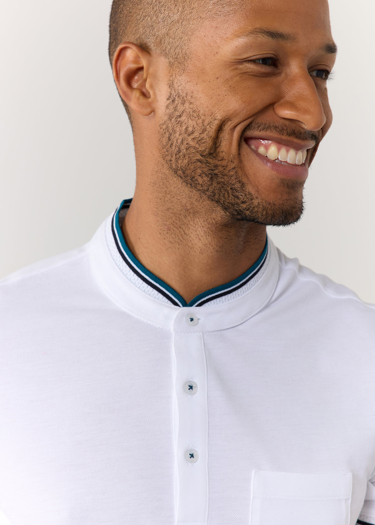 Polo manches courtes Slim en coton uni blanc à col officier